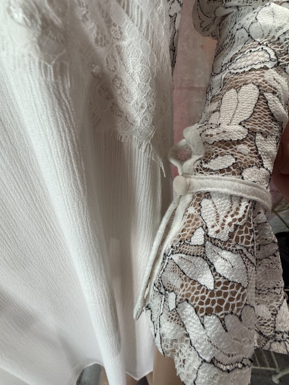 NEW📌Skin-Glimpsing Lace Accents Lends Sheer Romance To This Breezy Mini Dress - Picture 4 of 15